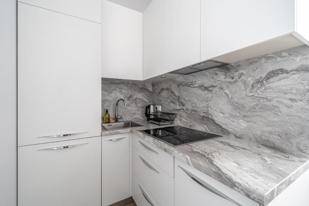 New Comfortable 2 Bedroom Cottage W/Big Terrace Jūrkalne Esterno foto